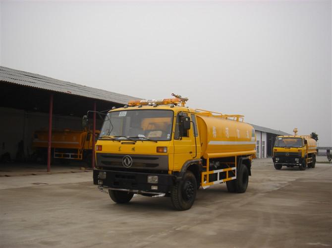 東風153灑水車 東風153灑水車