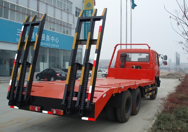 雙橋平板運輸車 雙橋平板運輸車