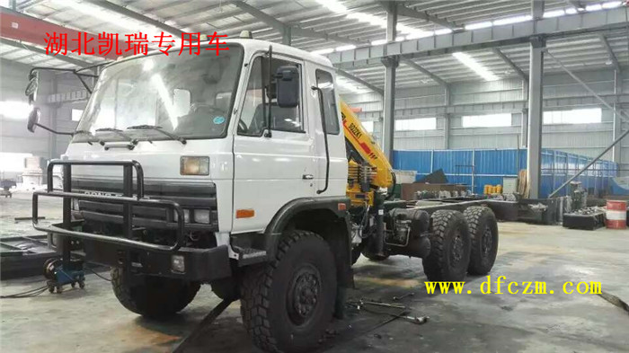 東風六驅越野隨車吊 東風六驅越野隨車吊