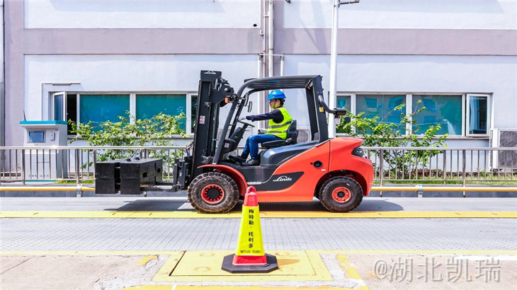 叉車檢測汽車衡角差 叉車檢測汽車衡角差