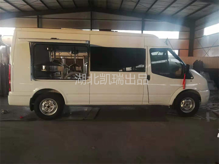 全順燃油加油機檢定車外掀窗6 全順燃油加油機檢定車外掀窗6